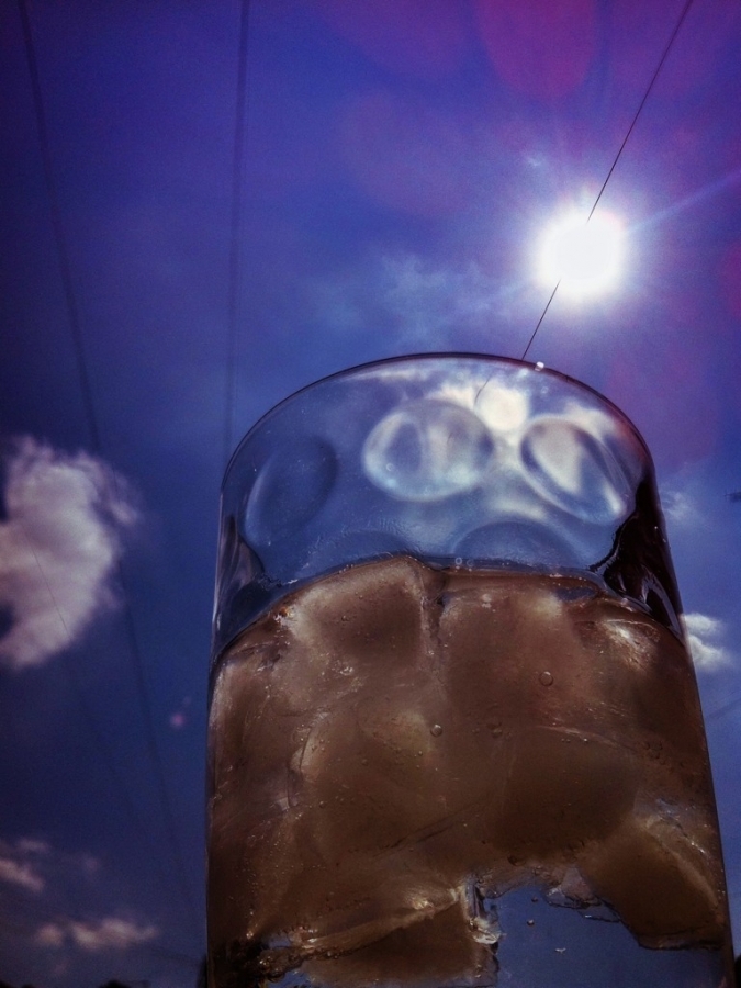 [Image: Image by @PhilipBloom - The drink of kings captured in the British sunshine! #fb  on Propic]