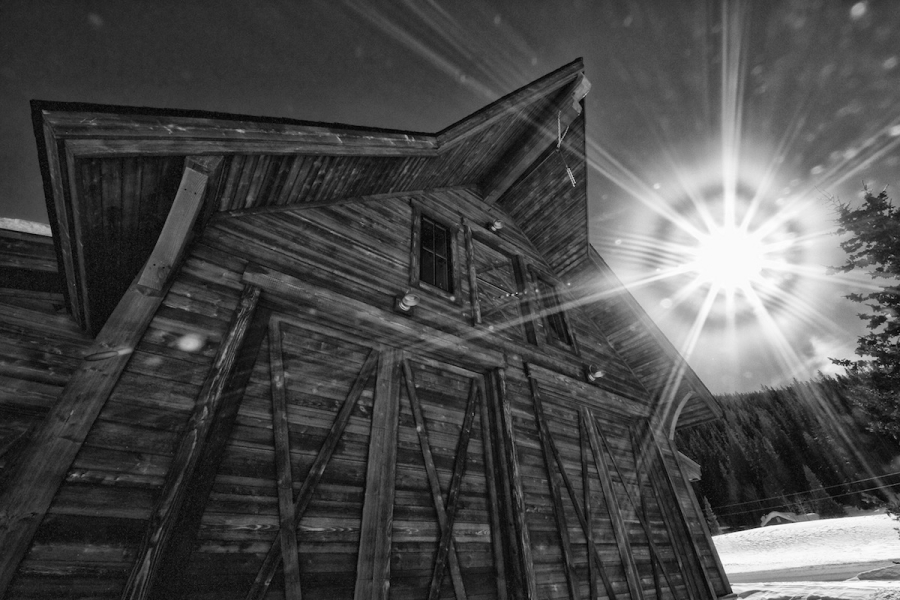 [Image: Barn Decker BW by @DanielPDunn - shooting directly into sun, on sunny day. I think it turned out well  on Propic]