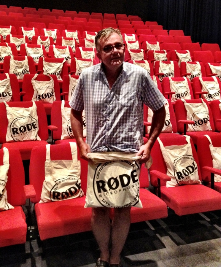 [Image: Image by @PhilipBloom - Here is the nicest sound man in the business and my co-presenter @ #pbRODE Adelaide tomorrow @creaserRic Nice legs sir! on Propic]