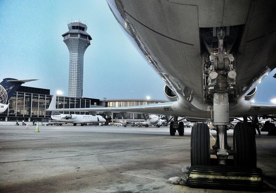 [Image: Image by @mjeppsen - As I wander around on the tarmac at O'Hare, I feel safer knowing that TSA took my water bottle. on Propic]