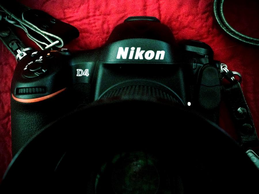 [Image: Nikon D4 Taking a Break by @LordOfVisions - Nikon D4 taking a break. on Propic]