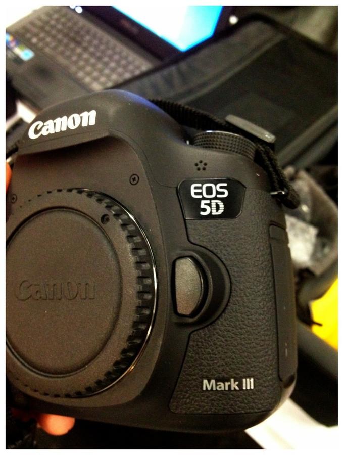 [Image: Image by @TheRedOwl - Today's weapon of choice #MLG on Propic]