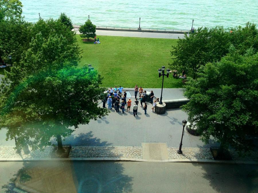 [Image: Image by @F9photo - Look it’s @JoeMcNallyPhoto out my window.. Where is @drewgurian ? on Propic]