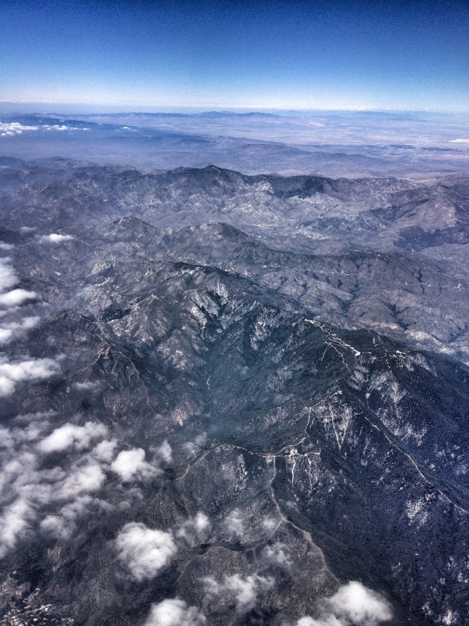 [Image: Photo by @MissHBomb - The view from a plane. Makes me realize there's so much more to see... on Propic]