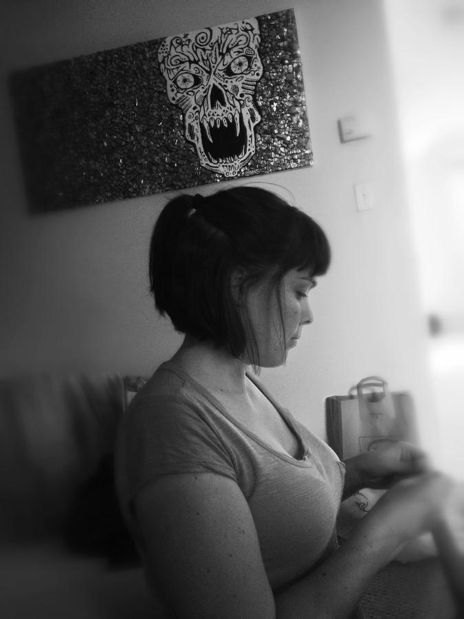 [Image: @miss_h_bomb doing 3D Origami  by @MNS1974 - 3D origami by Heather on Propic]