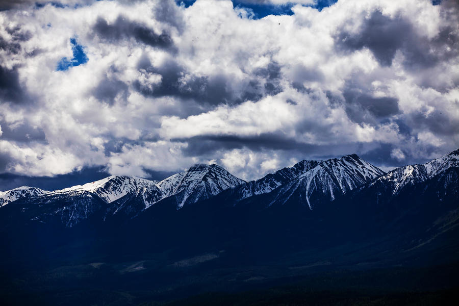 [Image: The Canadian Rockies by @PrestonKanak - Another still frame from a timelapse that will be part of my upcoming short, "The Canadian Rockies". on Propic]
