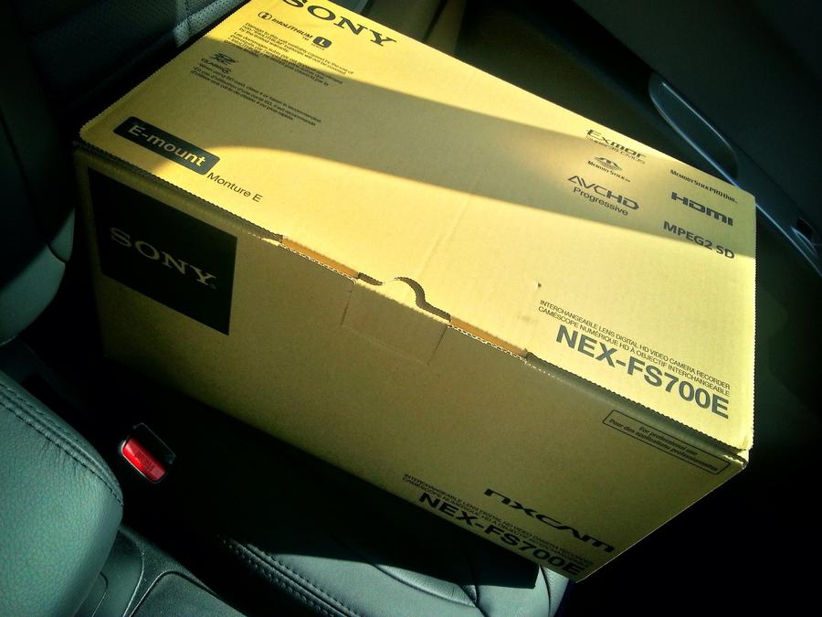 [Image: Image by @PhilipBloom - My new toy. Racking my brain on how to do a 240fps unboxing of it! :) #catch22 on Propic]