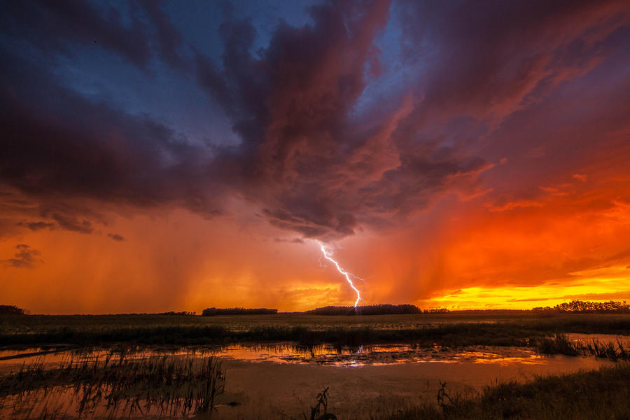 [Image: Storm Chase by @PrestonKanak - Unbelievable skies last night!  Frame grab from timelapse during storm chase with the talented @canadogreg. on Propic]
