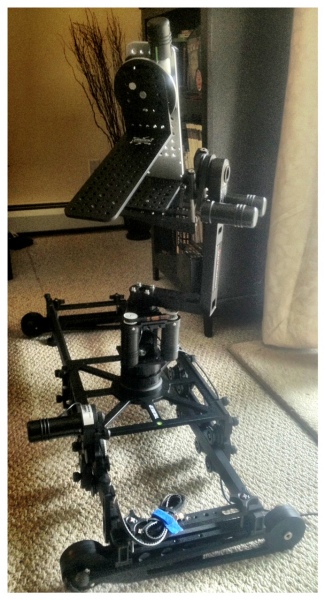 [Image: Photo1 by @MNS1974 - 4 Axis @kesslercrane action.  Shuttle Pod full size, rev head, turntable on Propic]